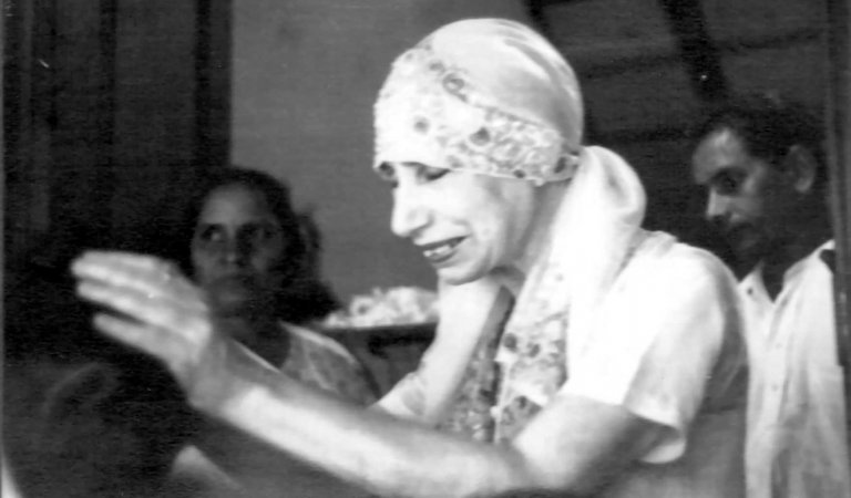 मैं तुम्हारे साथ हूं मैं तुम्हारे साथ हूं